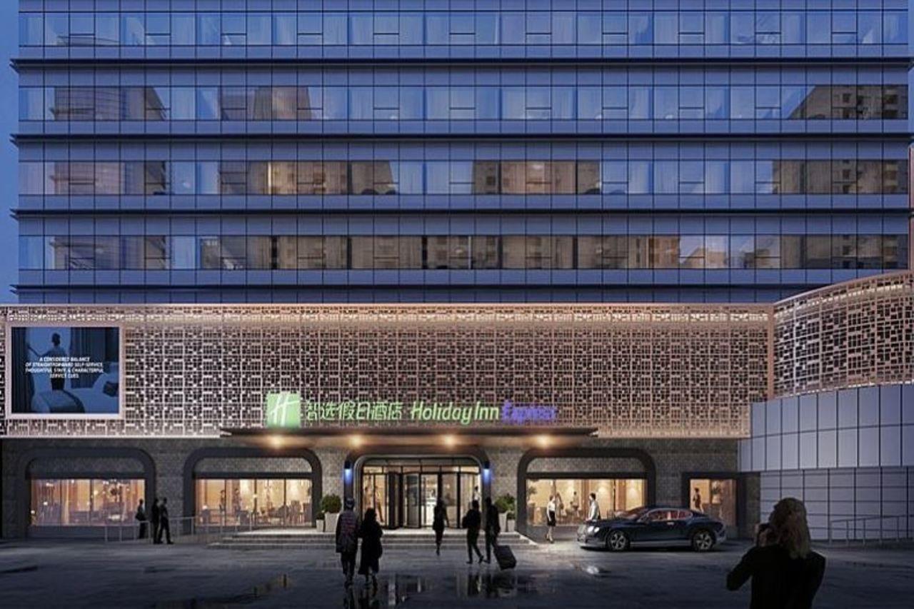 Holiday Inn Express Jinan Jingshi Road, An Ihg Hotel Kültér fotó